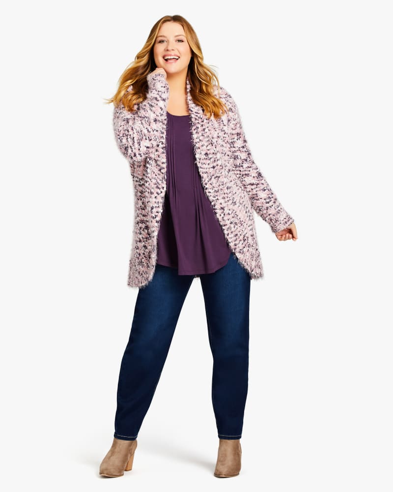 Plus size model wearing  by Avenue | Dia&Co | dia_product_style_image_id:181934